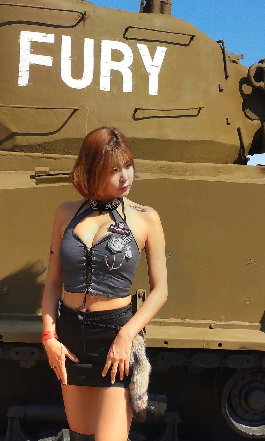 South Korea's top showgirl Xu Yunmei Busan tank world 1